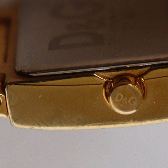 Dolce and Gabbana Forever gold watch (DW0222) - Picture 9 of 15